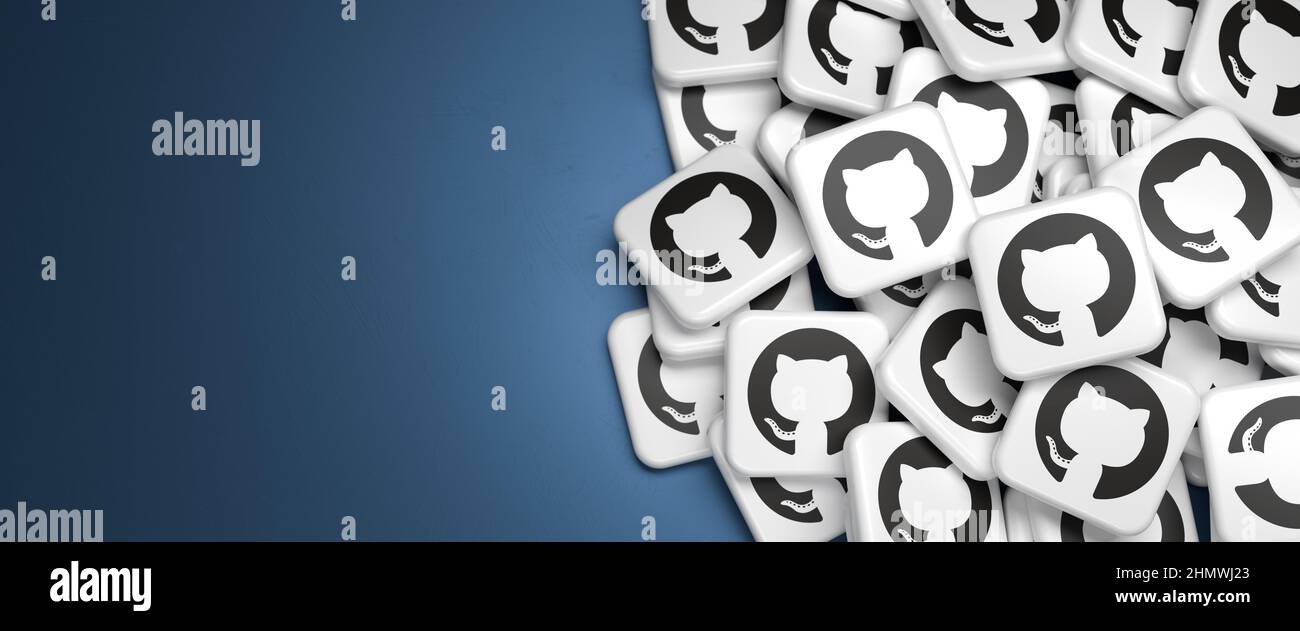 Logos du contrôle de version Microsoft Github pour le développement de logiciels sur un tas. Copier l'espace. Format de bannière Web. Banque D'Images