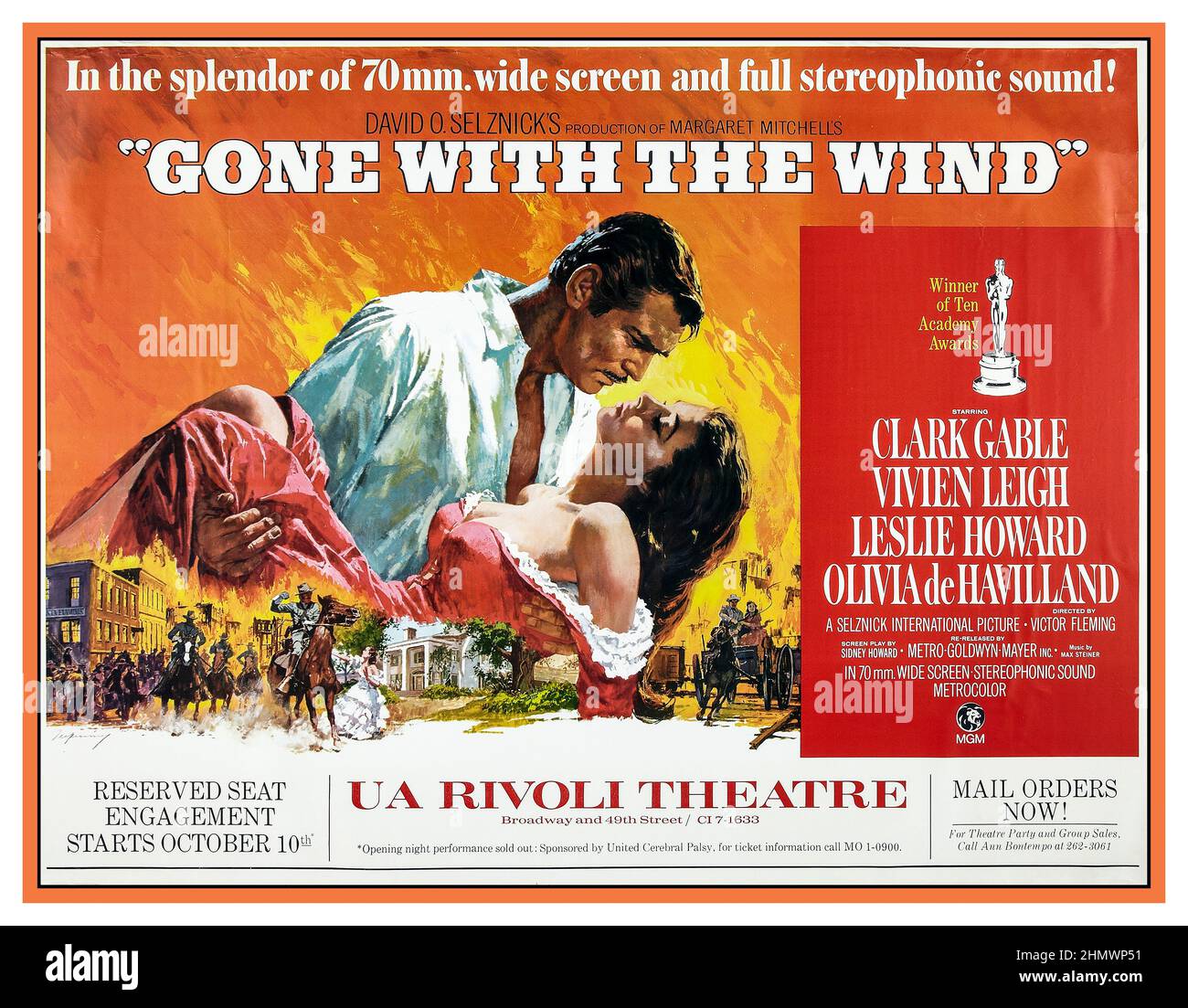 A L'AFFICHE DU FILM de style vintage AVEC Clark Gable et Vivien Leigh affiche du film de style vintage des années 1930 1939, M.G.M., USA par l'artiste Armando Seguso Gone with the Wind est un film de romance historique épique américain de 1939, adapté du roman de Margaret Mitchell en 1936. Le film a été produit par David O. Selznick de Selznick International Pictures et réalisé par Victor Fleming. Les principaux rôles sont joués par Vivien Leigh (Scarlett), Clark Gable (Rhett), Leslie Howard (Ashley) et Olivia de Havilland (Melanie). Banque D'Images