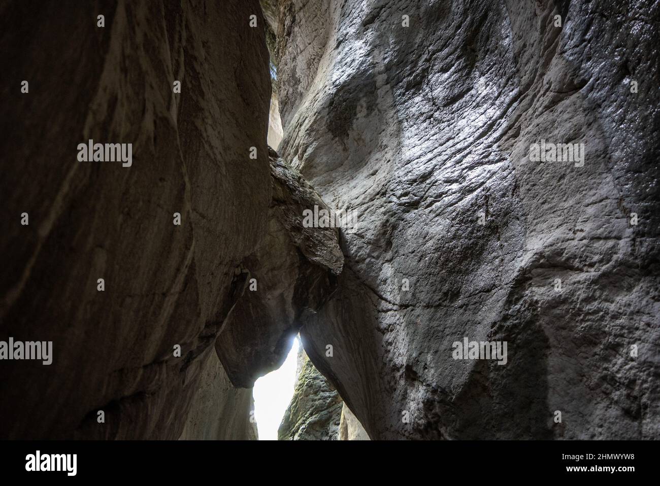 Belles chutes et rochers de Cholerenschlucht, Adelboden, Suisse Banque D'Images