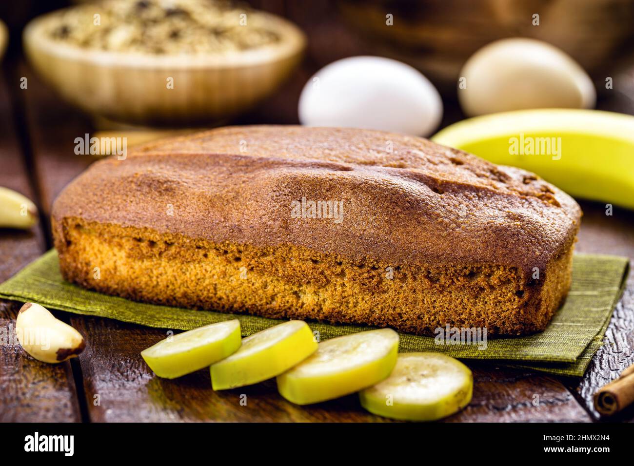 gâteau à la banane maison, fait maison, petit déjeuner sain Banque D'Images