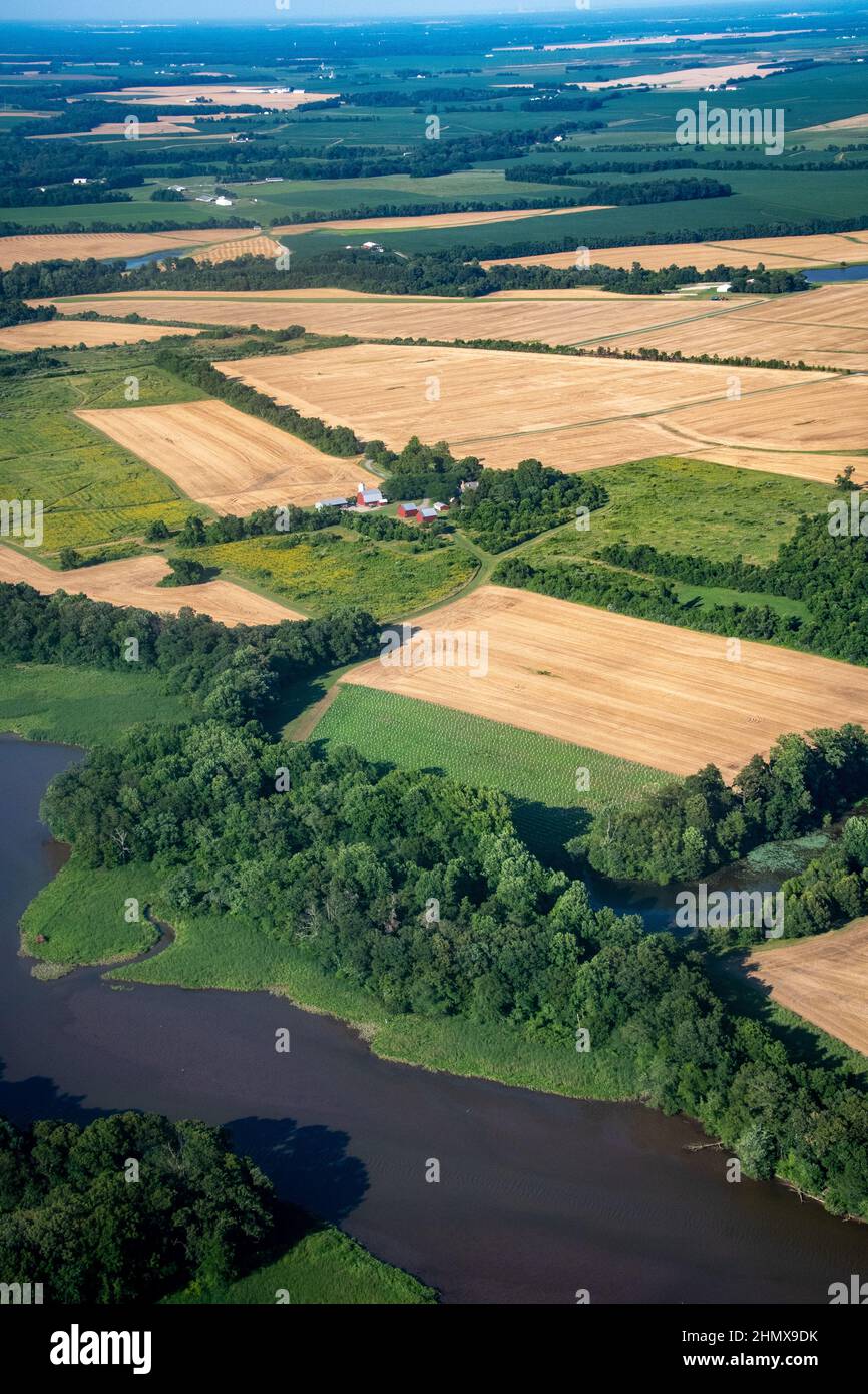Antenne de terres agricoles le long de la côte est du Maryland Banque D'Images
