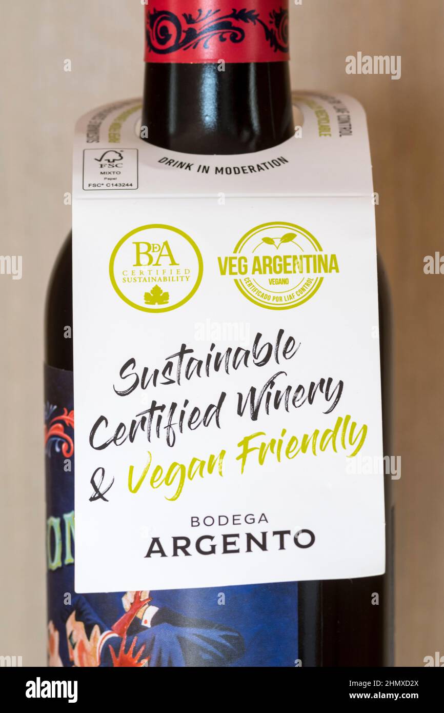 Vin rouge argentin végétalien issu d'une cave de vinification certifiée durable. Banque D'Images