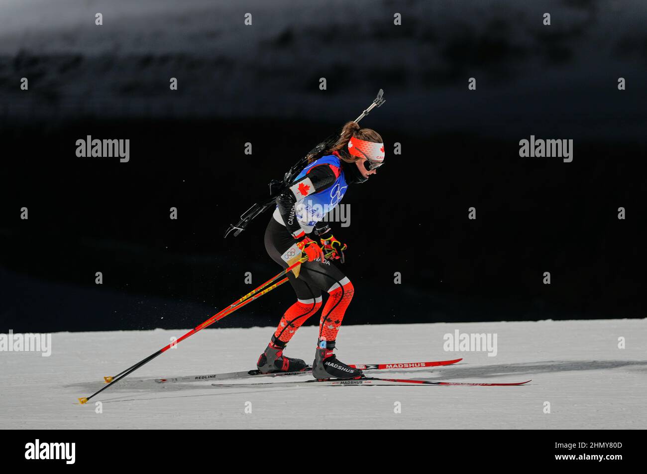 Ukaleq Slettemark du Groenland pendant le biathlon aux Jeux Olympiques d'hiver de 2022 à Beijing au parc des neiges de Zhangjiakou Genting le 7 février 2022 à Zhangjiakou, en Chine. Banque D'Images