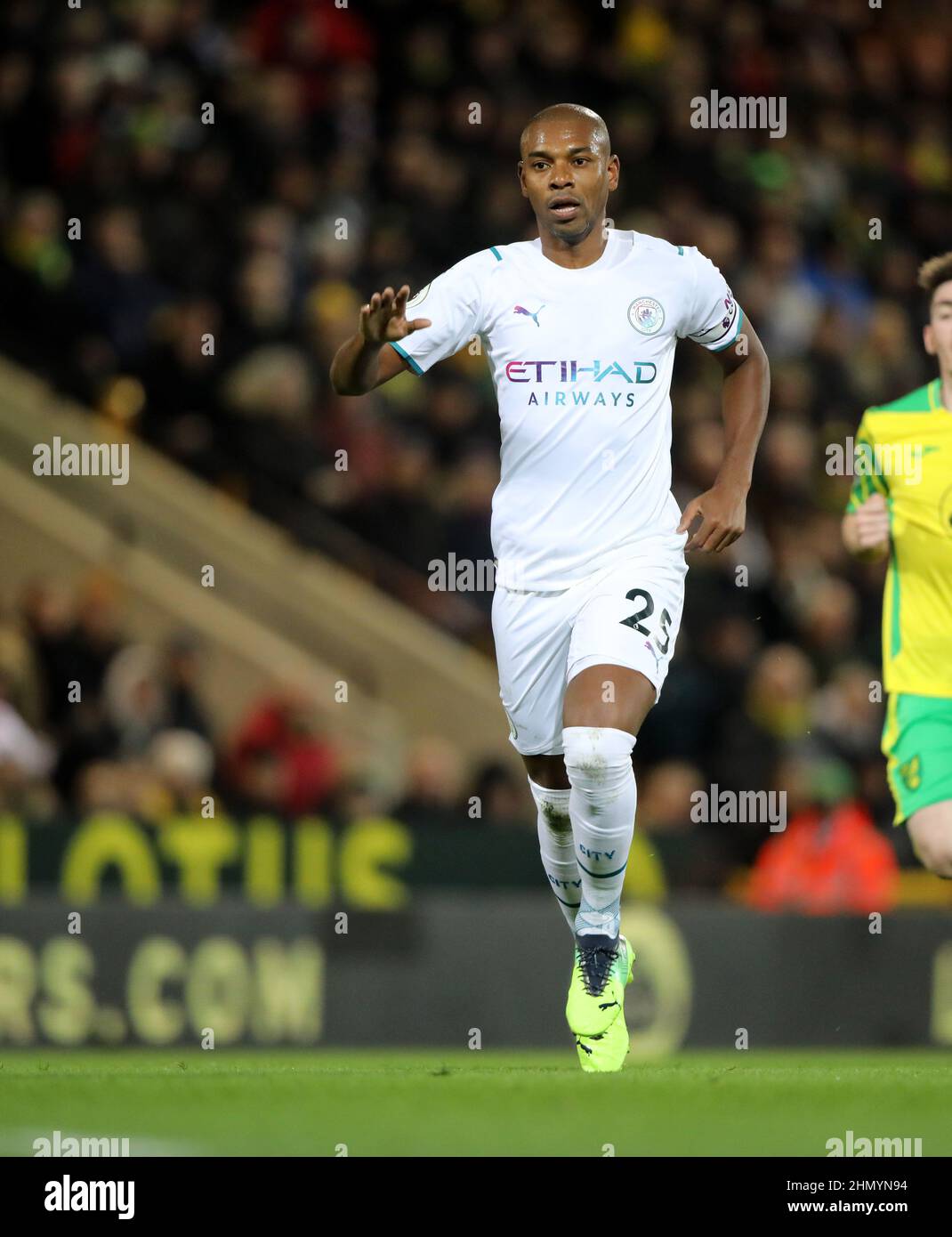 Norwich, Royaume-Uni. 12th févr. 2022. Fernandinho (MC) au match de Norwich City contre Manchester City, première ligue anglaise, à Carrow Road, Norwich. Crédit : Paul Marriott/Alay Live News Banque D'Images