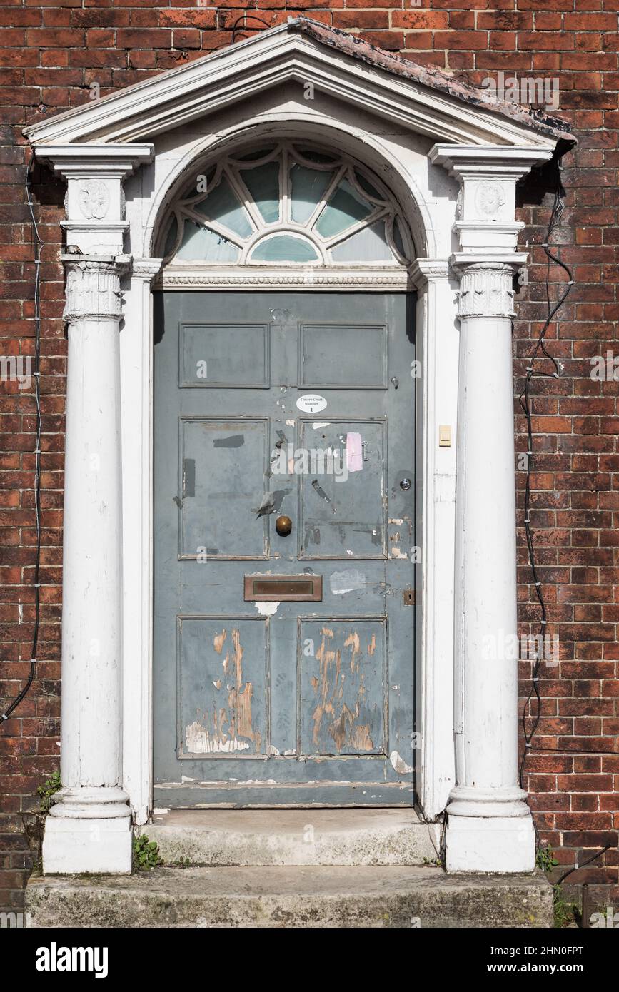Une porte géorgienne à Havant, Hants Banque D'Images