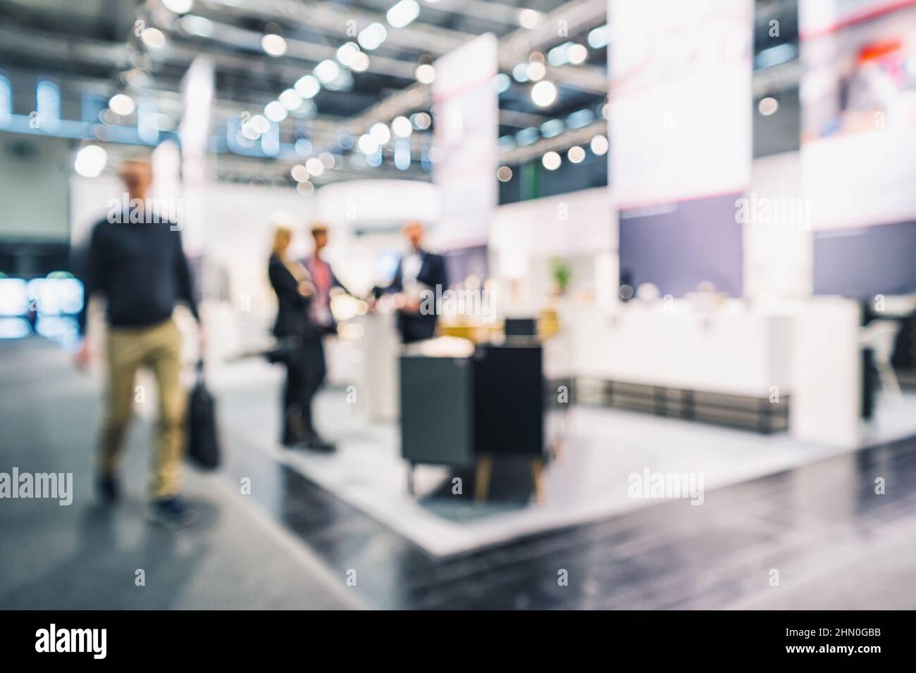 Arrière-plan intentionnellement flou des stands de salons professionnels Banque D'Images
