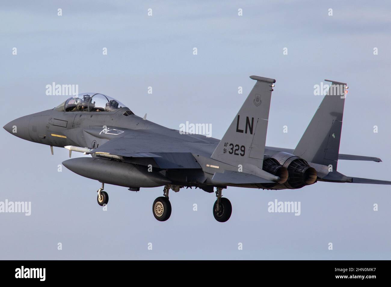 McDonnell Douglas F-15E Strike Eagle Landing à RAF Lakenheath. Banque D'Images