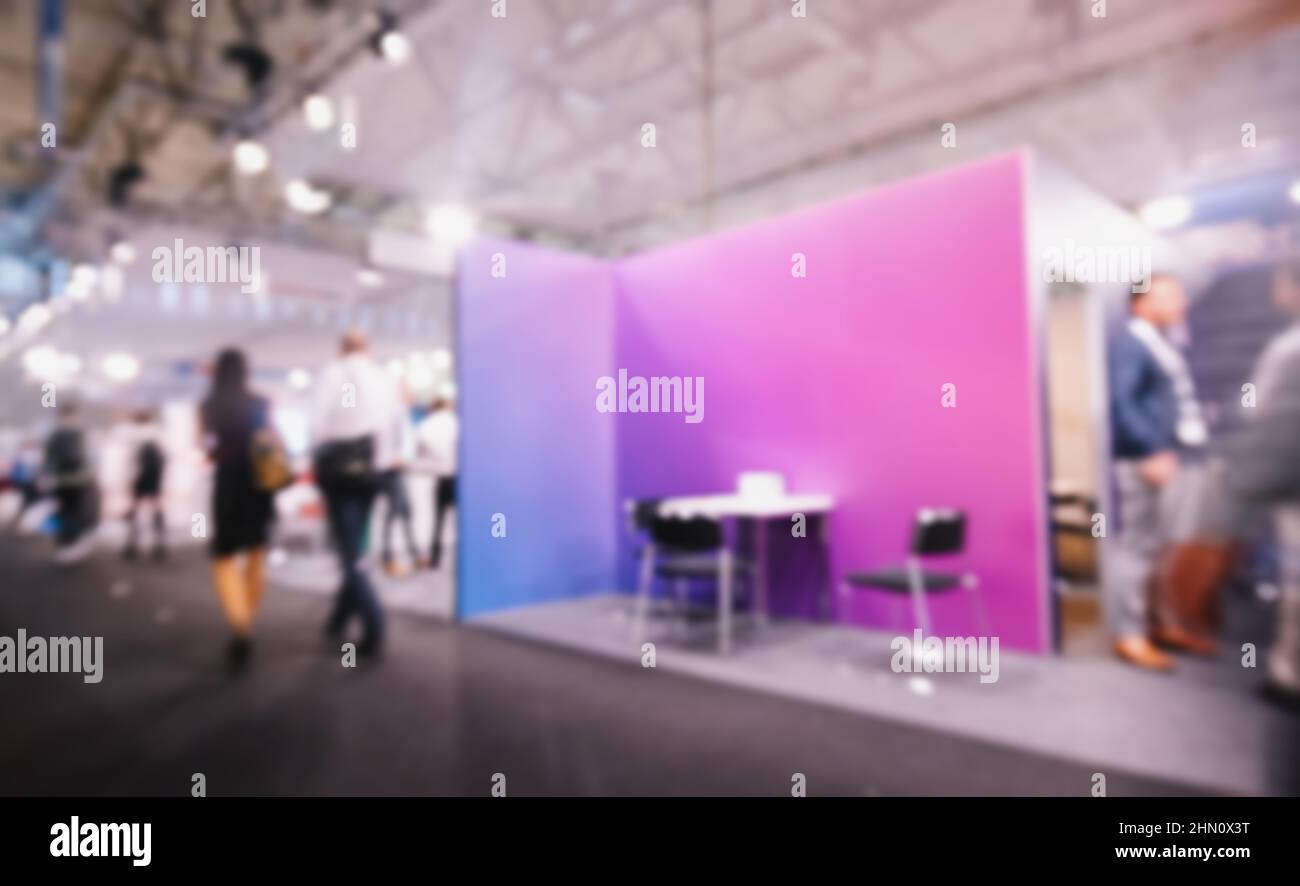 Arrière-plan flou et flou de flou de la salle d'exposition d'événements publics, avec espace de copie pour le texte individuel Banque D'Images