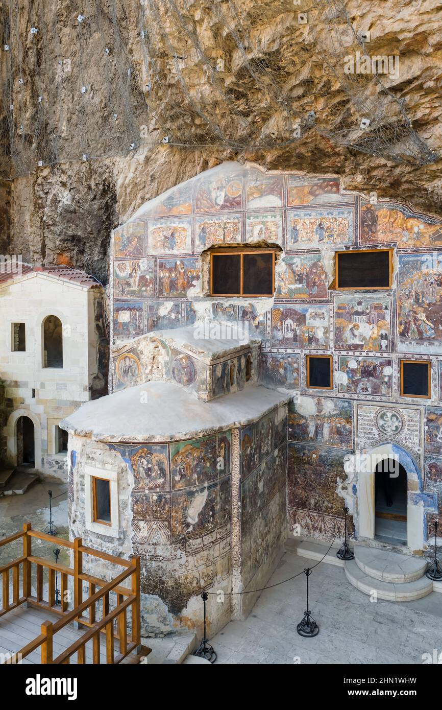 Intérieur de l'église de roche au monastère de Sumela à Trabzon, Turquie Banque D'Images