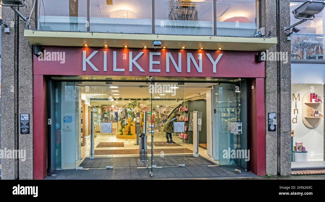 L'entrée du magasin Kilkenny Design à Nassau Street, Dublin, Irlande. Banque D'Images