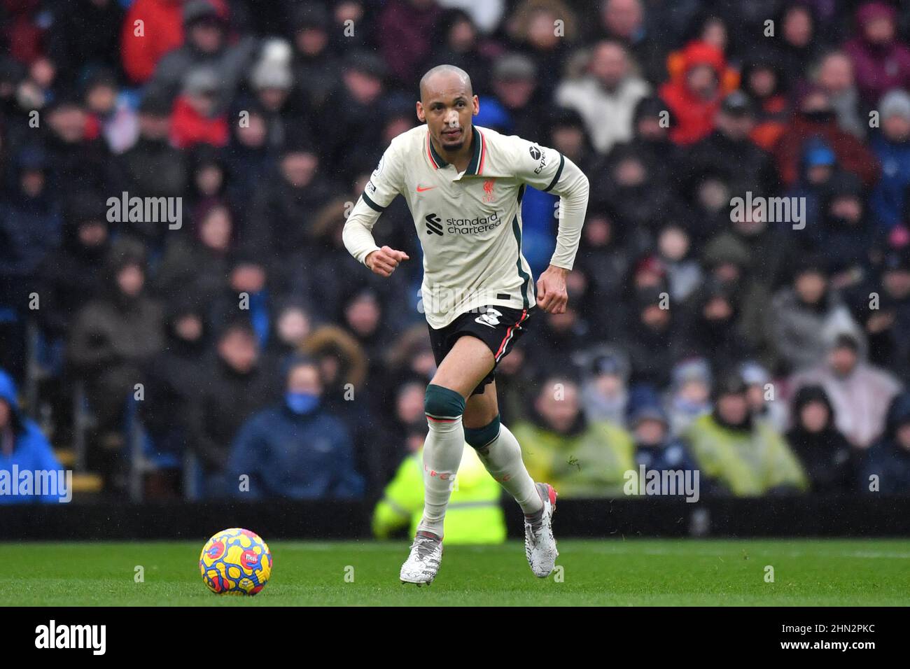 Burnley, Royaume-Uni. 13th févr. 2022. Fabinho de Liverpool lors du match de la Premier League à Turf Moor, Burnley, Royaume-Uni. Date de la photo: Dimanche 13 février 2022. Crédit photo devrait se lire: Anthony Devlin crédit: Anthony Devlin/Alamy Live News Banque D'Images