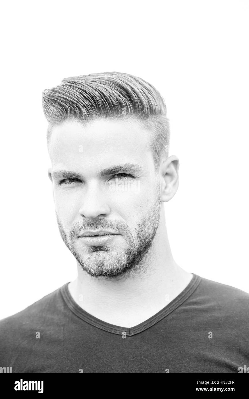 Portrait d'homme sérieux. Visage du jeune homme. Visages portraits. Émotions des gens. Gay sérieux. LGBTQ, fierté, lgbt. Banque D'Images