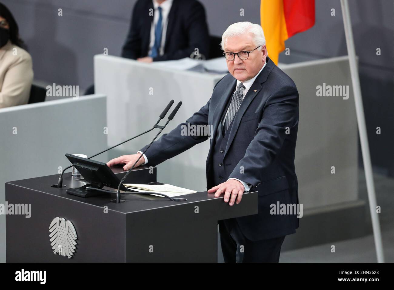 Berlin, Allemagne. 13th févr. 2022. Frank-Walter Steinmeier prononce un discours après sa réélection à la présidence de la République fédérale d'Allemagne lors de la Convention fédérale de 17th à Berlin, capitale de l'Allemagne, le 13 février 2022. Steinmeier a été réélu président allemand dimanche. Credit: Shan Yuqi/Xinhua/Alay Live News Banque D'Images
