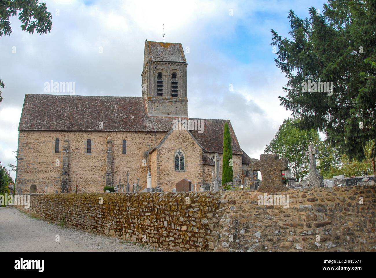 Église Saint-Céneri, église du village de Saint-Céneri-le-Gérei à Orne, Normandie, France Banque D'Images
