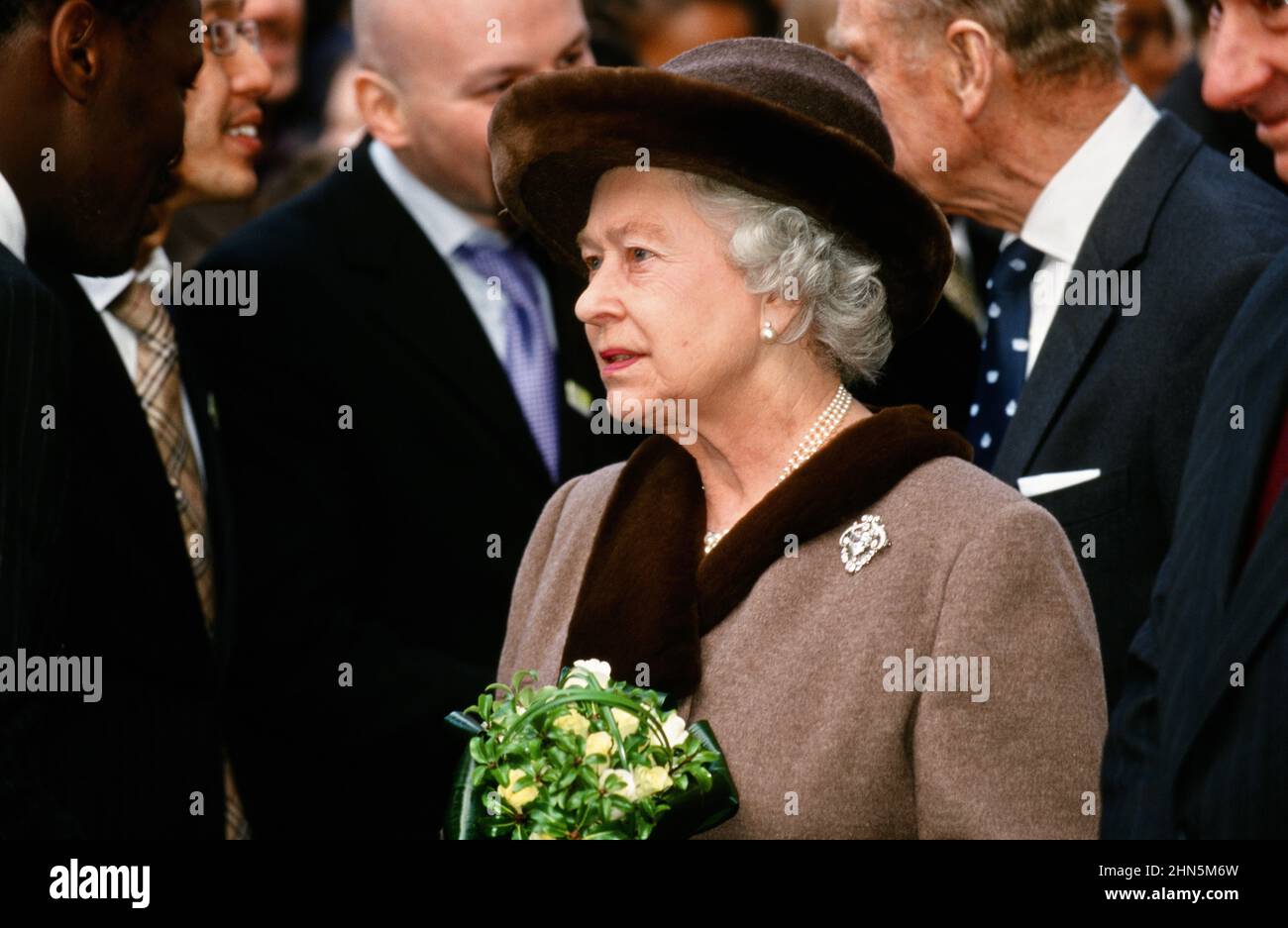 La Reine, célébration du Commonwealth Day, Westminster Abbey, Londres. Royaume-Uni Mars 8th 2004 Banque D'Images