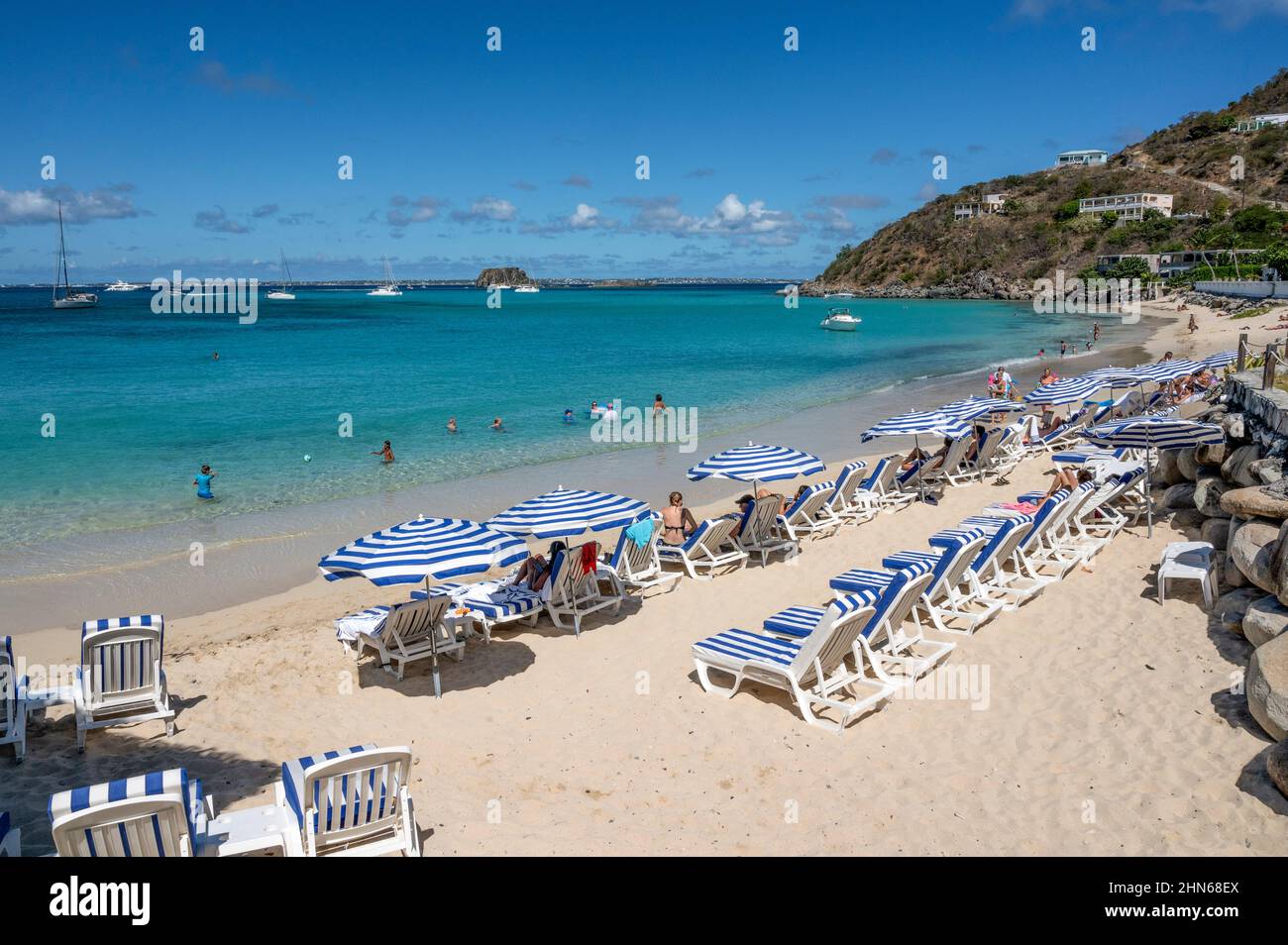 La plage "la petite plage" de Grand case sur le côté français de l'île Saint-Martin / Sint Maarten Banque D'Images