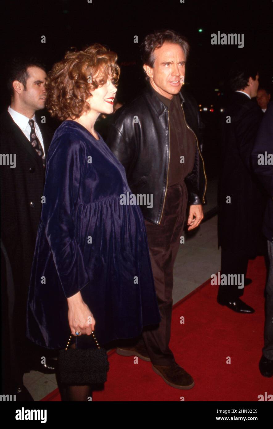 Annette Bening avec Warren Beatty à la première Bugsy Los Angeles 12 décembre 1991 crédit: Ralph Dominguez/MediaPunch Banque D'Images