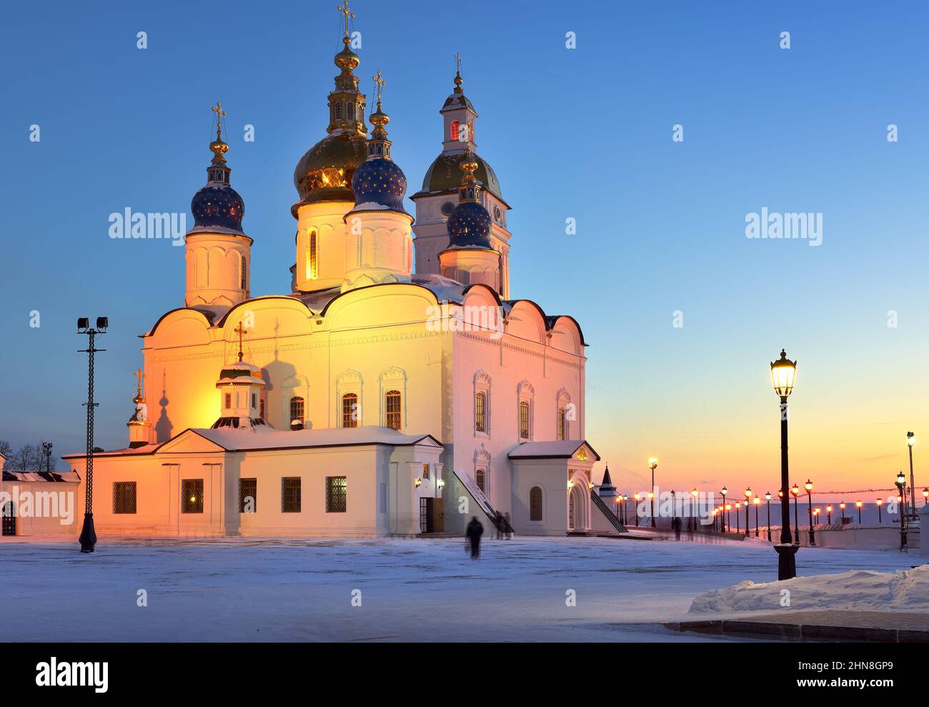 Le Kremlin de Tobolsk lors d'une soirée d'hiver. Cathédrale Sainte