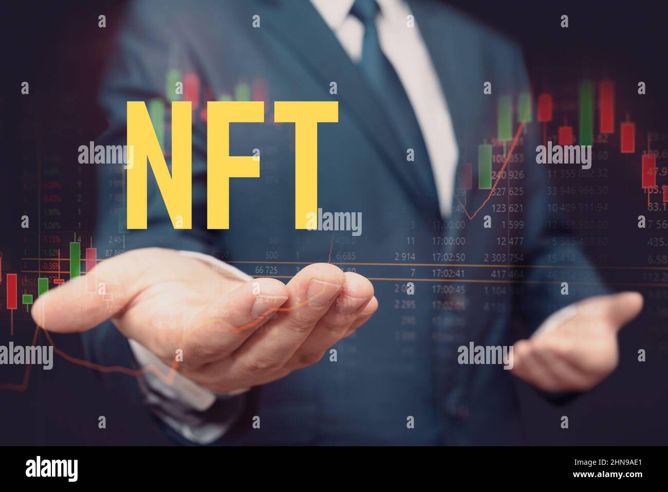 Concept de jetons non fongibles NFT. Investir des crypto-monnaies dans les collections numériques Banque D'Images