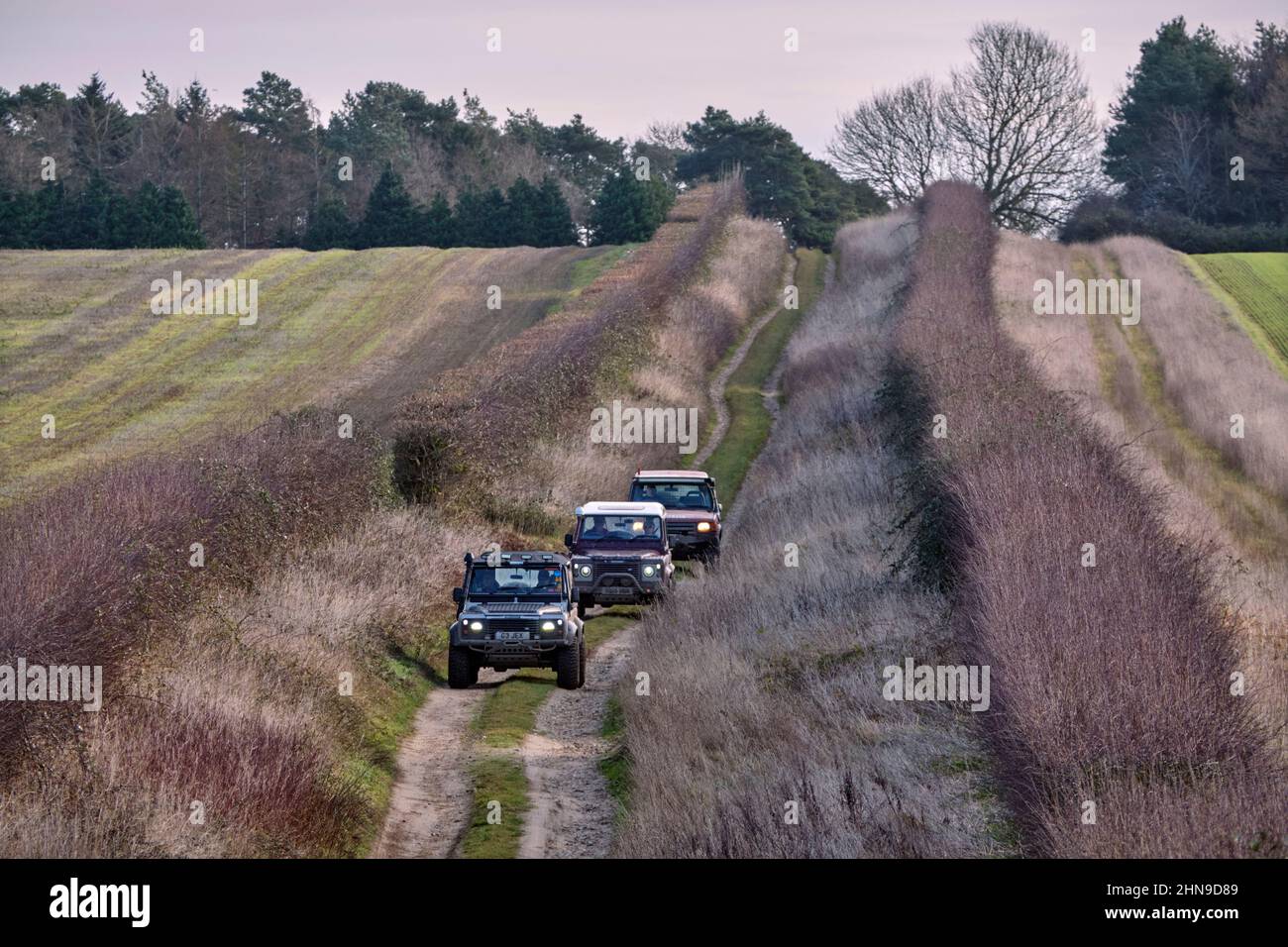 Land Rover sur la voie des Peddars, près de Harpley. Norfolk, Angleterre. Banque D'Images