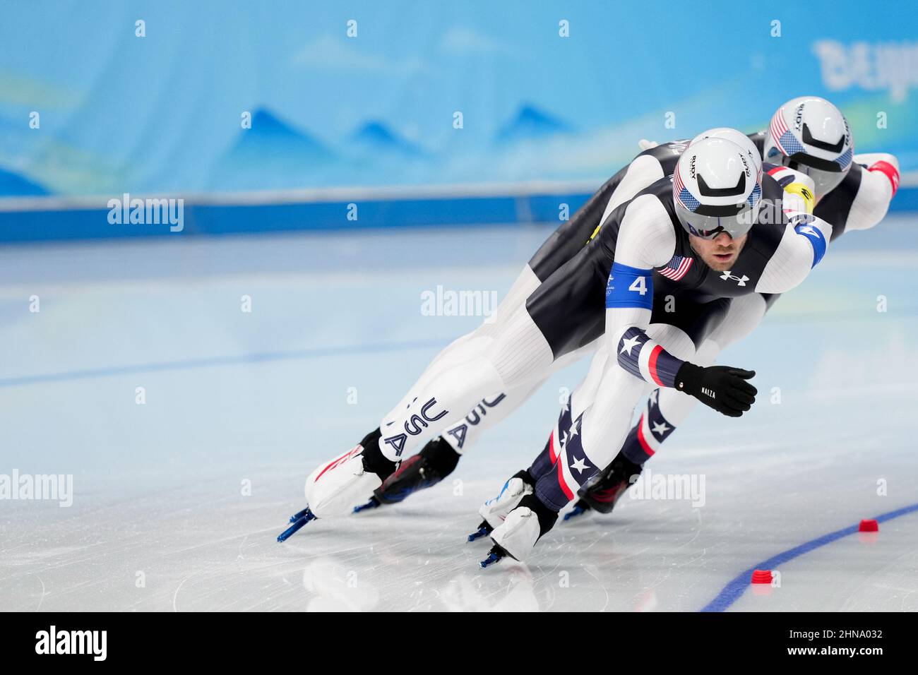 BEIJING, CHINE - FÉVRIER 15 : Joey Mantia des États-Unis, Emery Lehman des États-Unis, Casey Dawson des États-Unis lors d'une poursuite par équipe masculine pendant les Jeux Olympiques de Beijing 2022 à l'Oval de Speedskating National le 15 février 2022 à Beijing, Chine (photo de Douwe Bijlsma/Orange Pictures) NOCNSF Banque D'Images