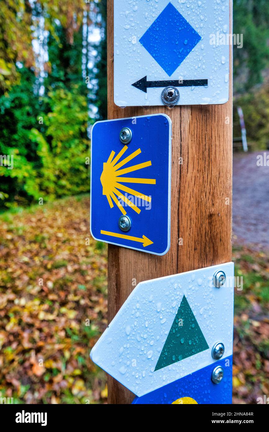 Marqueur de chemin Camino de Santiago, Vianden, Luxembourg Banque D'Images