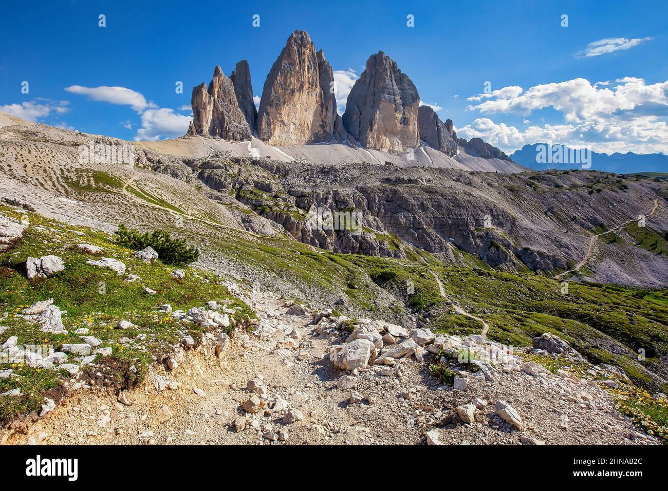 Monde célèbres sommets des Tre Cime di Lavaredo Parc National, site du patrimoine mondial de l'Unesco en Dolomites, Italie Banque D'Images