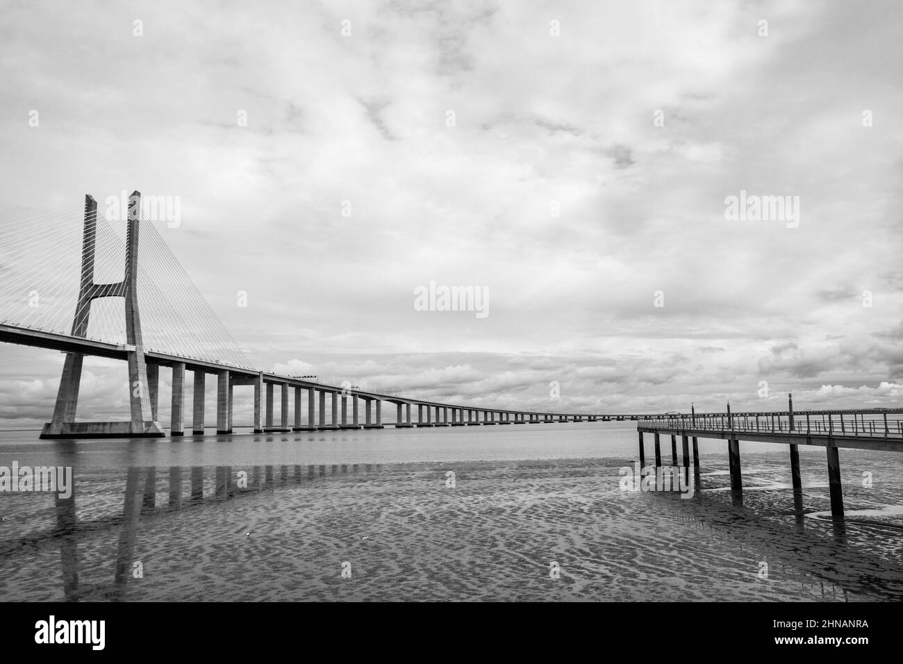 Le plus long pont d'Europe - pont Vasco da Gama à Lisbonne, Ponte Vasco da Gama Banque D'Images