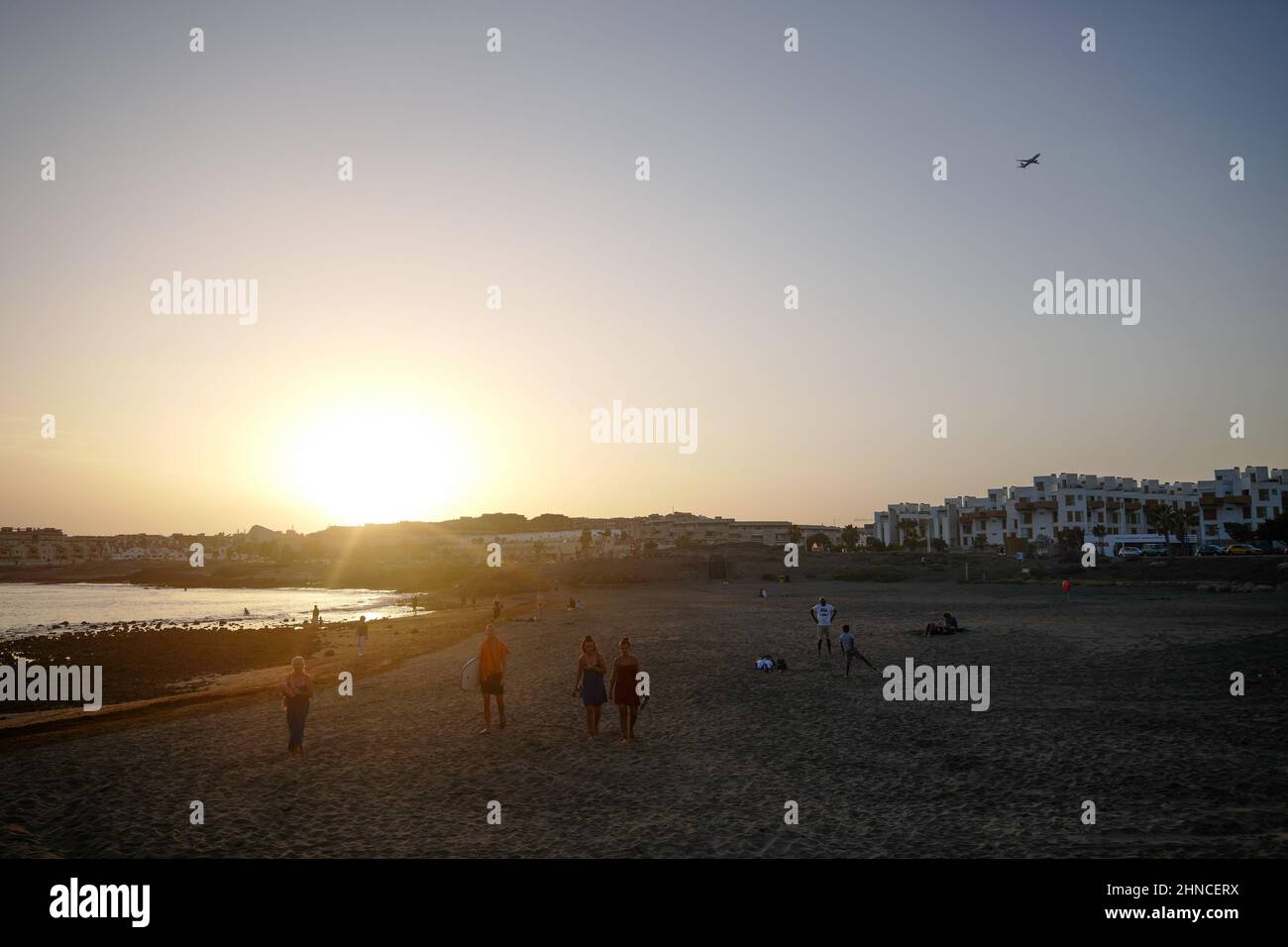 Coucher de soleil à Playa de la Jaquita, El Médano, sud de Ténérife, îles Canaries, Espagne, Février 2022 Banque D'Images