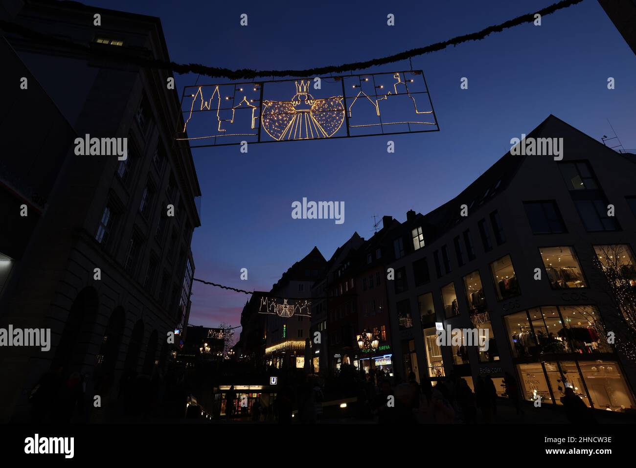 Avent, Weihnachten, Nürnberg, die Fußgängerzone in Nürnberg ist weihnachtlich geschmückt. Franken Bayern, Allemagne Banque D'Images