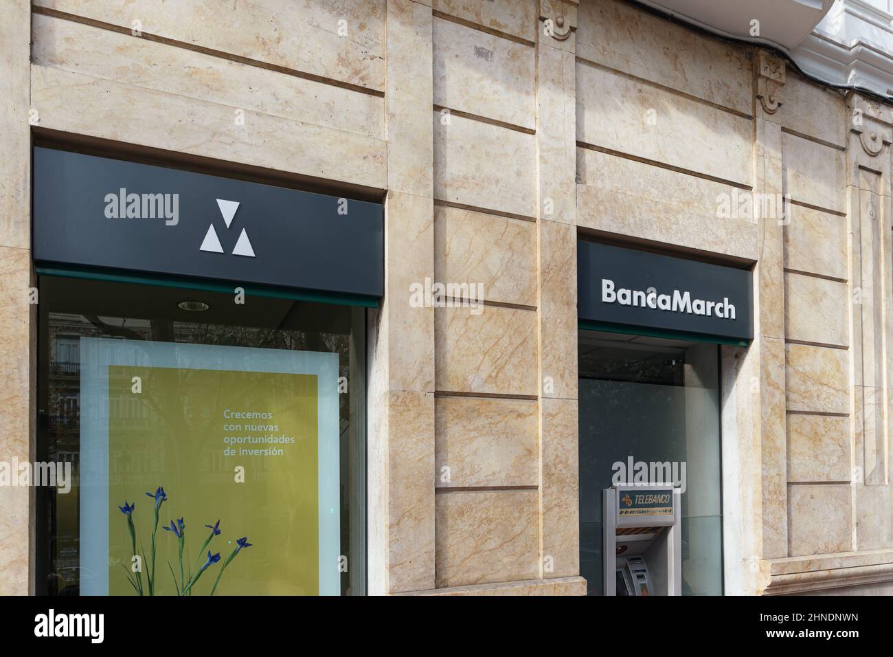 VALENCE, ESPAGNE - 15 FÉVRIER 2022 : Banca March est une banque d'investissement et une société de services financiers espagnoles Banque D'Images