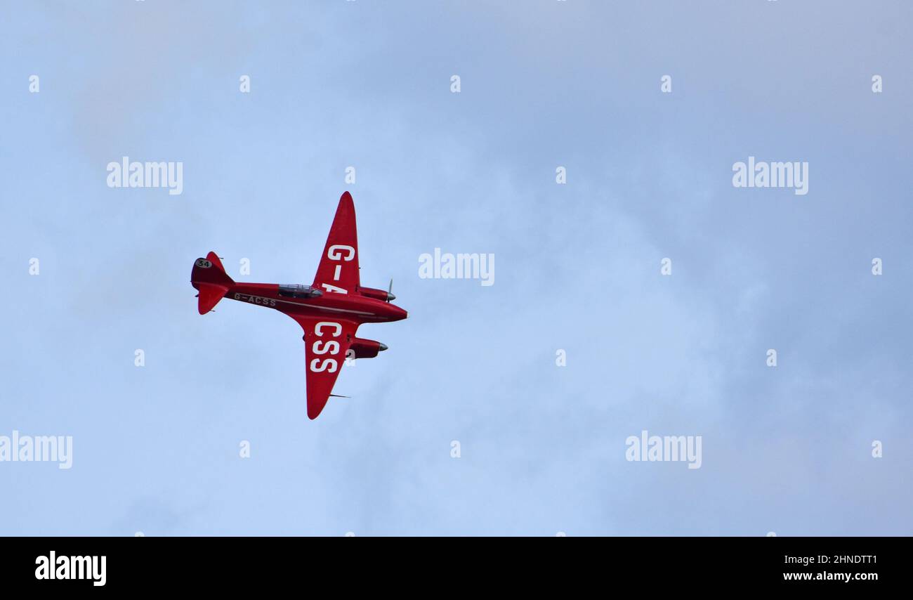 Vintage DH88 Comet de Havilland en vol. Banque D'Images