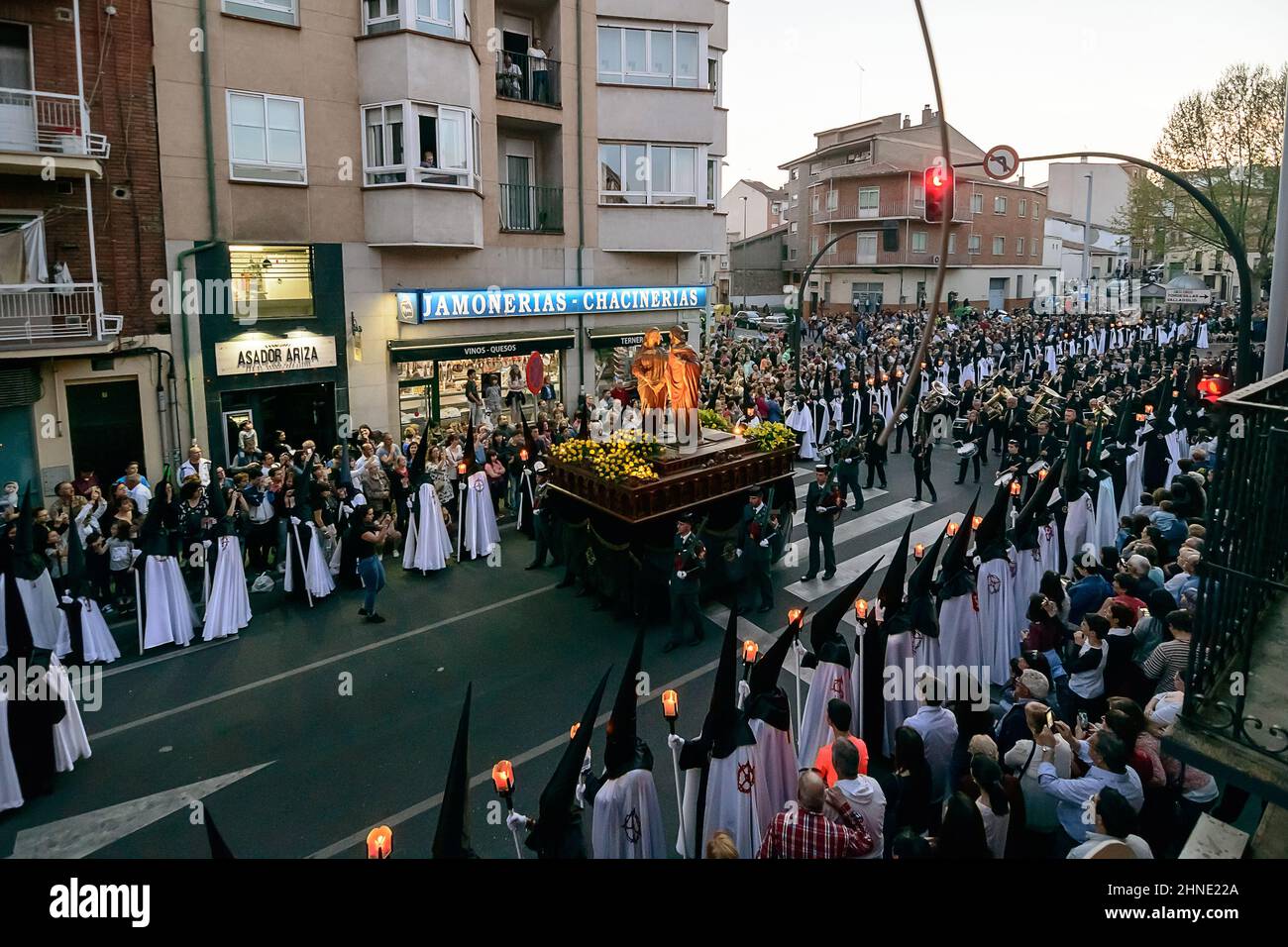 L'adieu dans la semaine de Pâques procession de la Fraternité de Jésus dans son troisième automne le lundi Saint à Zamora, Espagne. Banque D'Images