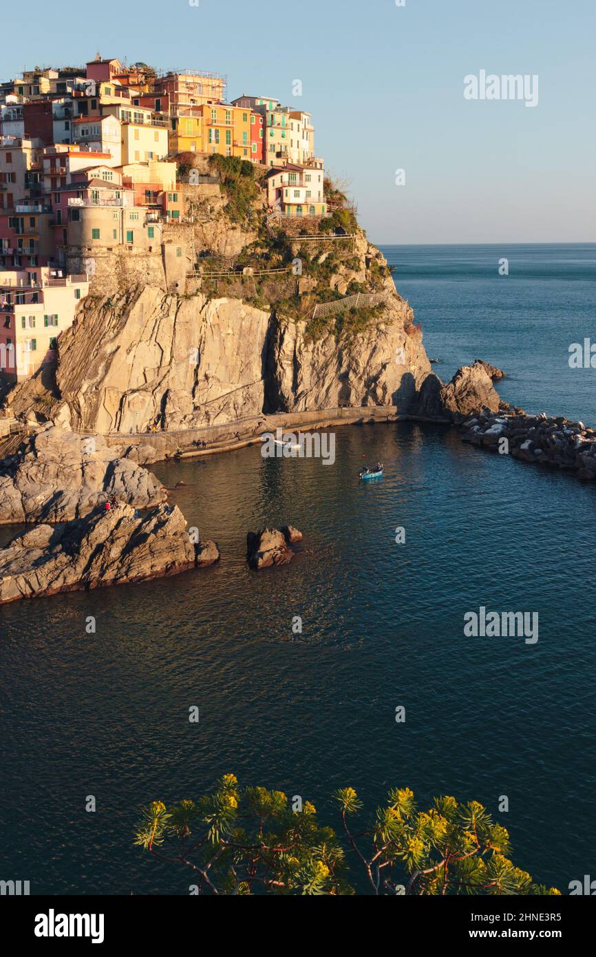 Coucher de soleil à Manarola, la Riviera italienne. Ligurie, Italie Banque D'Images