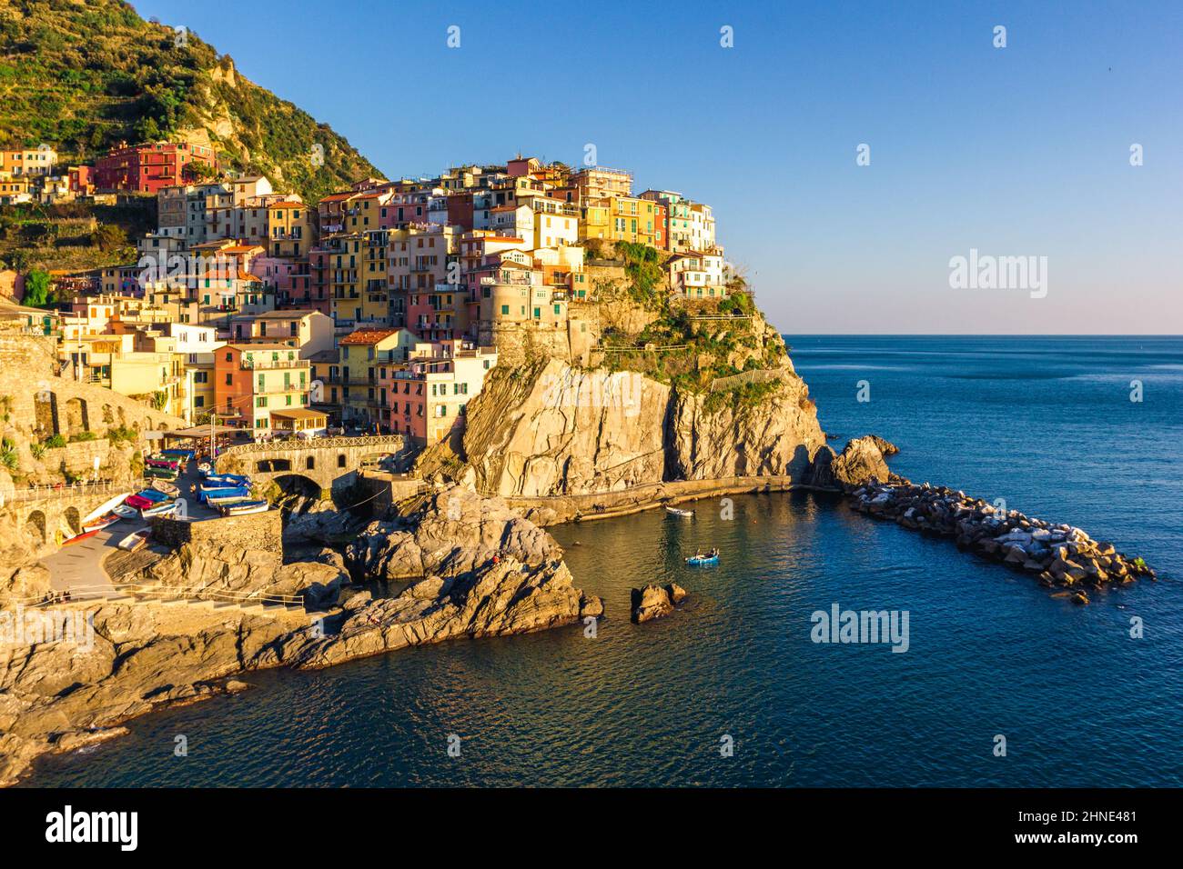 Coucher de soleil à Manarola, la Riviera italienne. Ligurie, Italie Banque D'Images