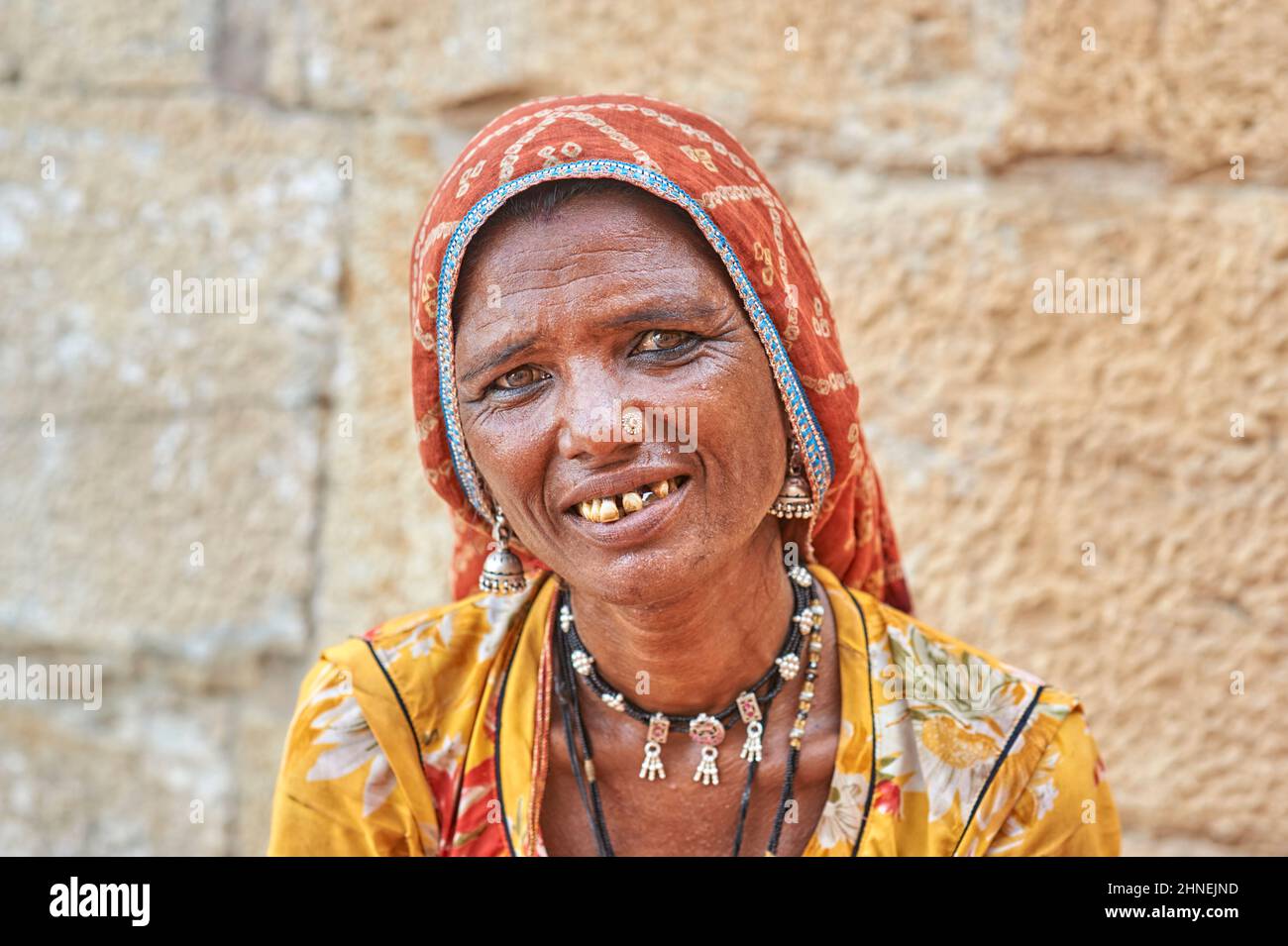 Inde Rajasthan. Portrait d'une femme à Jaisalmer Banque D'Images
