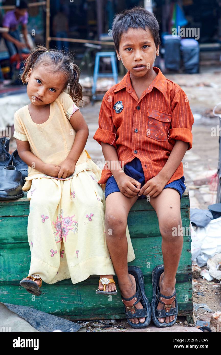Inde Rajasthan Jodhpur. Portrait de deux enfants Banque D'Images