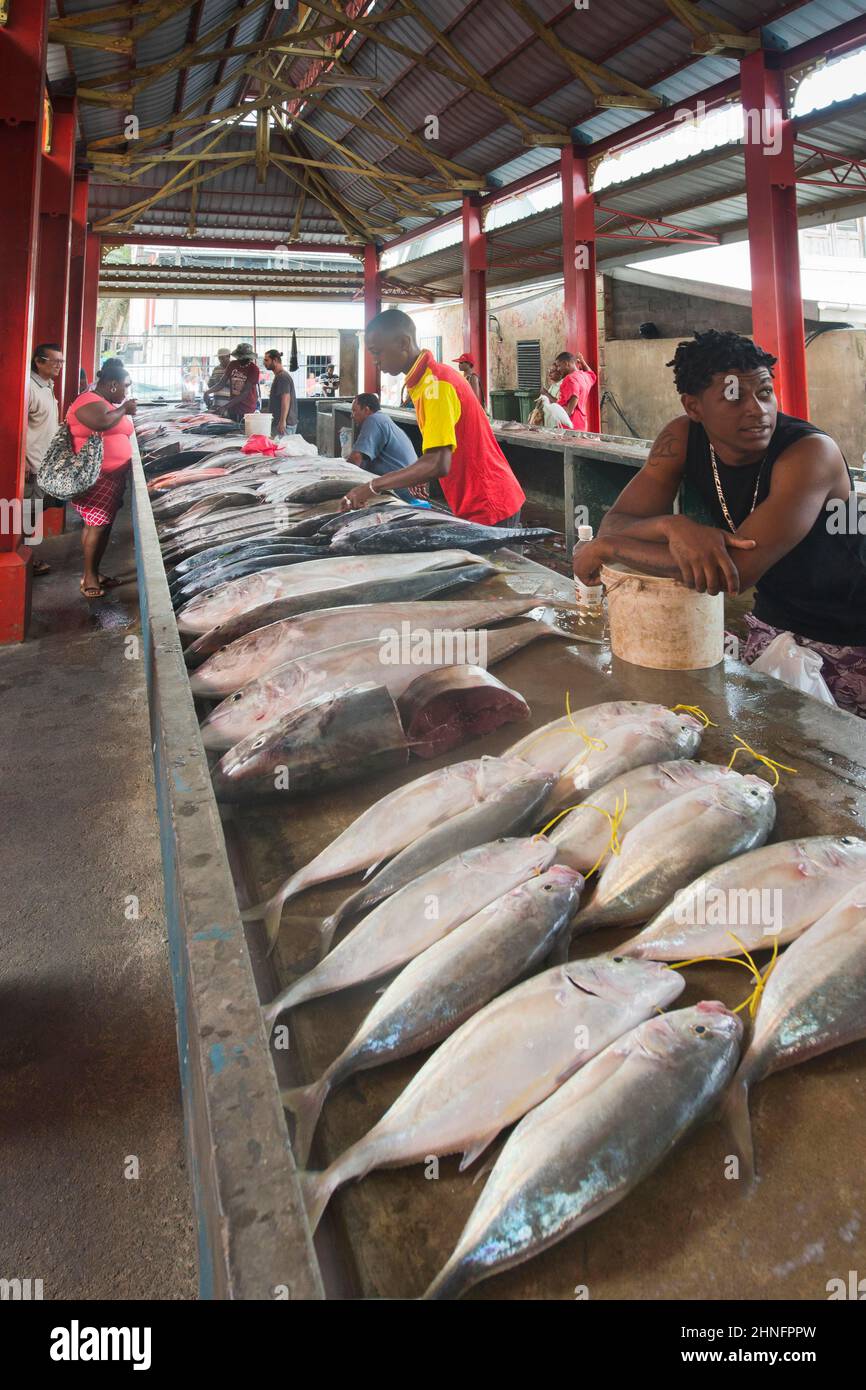 Marché aux poissons à Sir Selwyn Selwyn-Clarke Merket, Victoria, Seychelles Banque D'Images