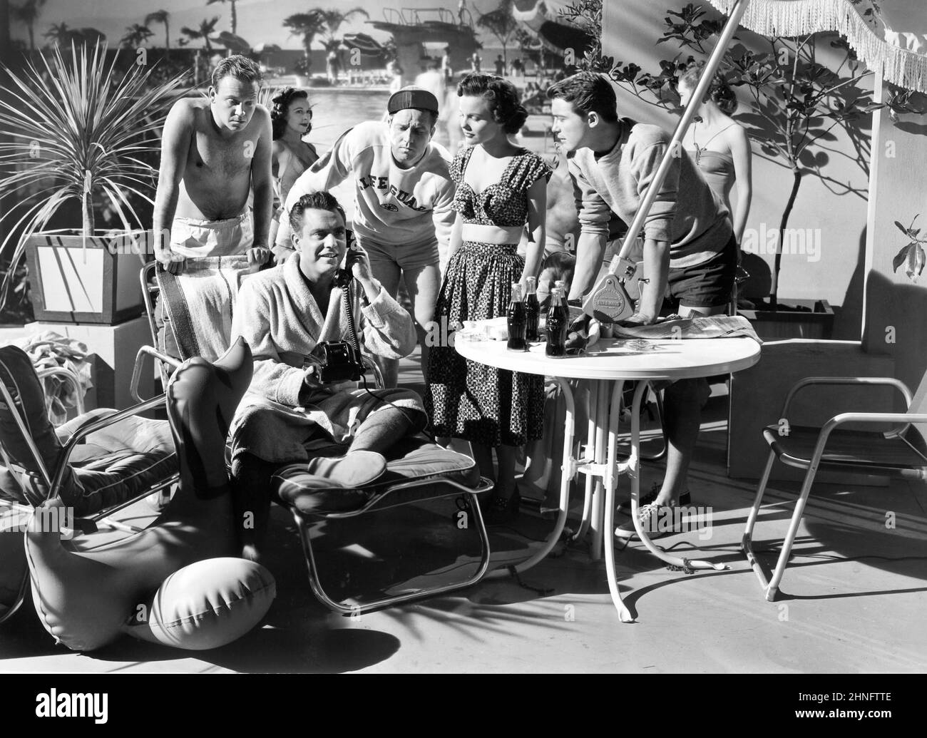 Richard Erdman, Edmond O'Brien, Steve Brodie, Wanda Hendrix, Johnny Sands, Sur le tournage du film, "l'amiral était une dame", United Artists, 1950 Banque D'Images