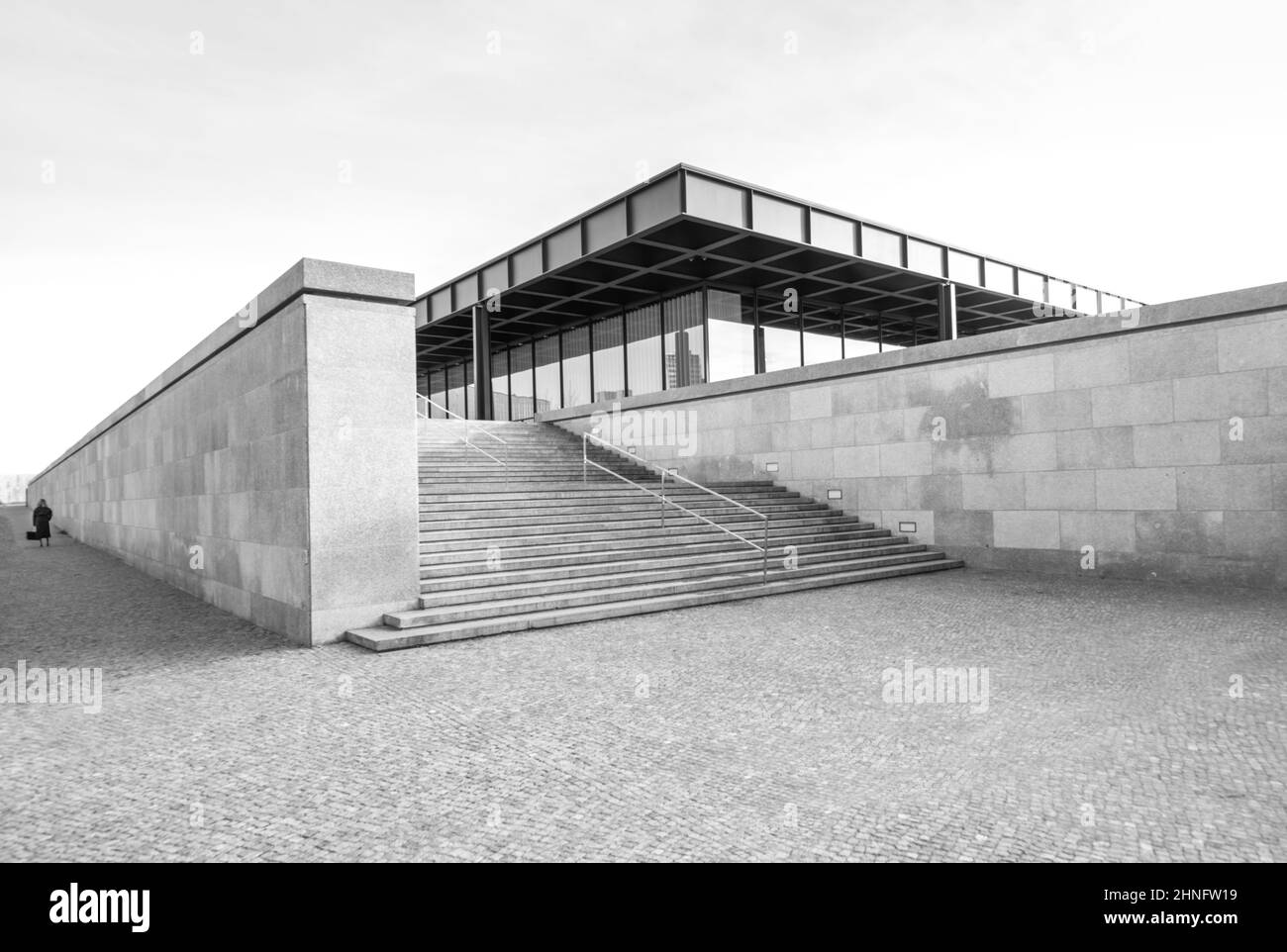Neue Nationalgalerie Berlin, modernisme de l'acier et du verre par Mies van der Rohe, Kulturforum, Berlin, Allemagne Banque D'Images