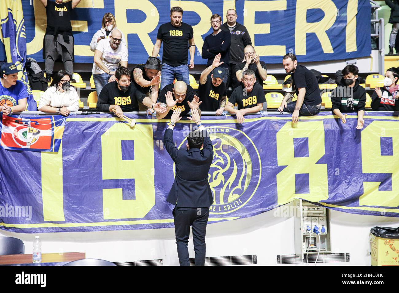 Italie. 16th févr. 2022. Italie, Turin, 16 febbraio 2022, match de Lega Nazionale Pallacanestro Championship A2 Reale Muta Torino vs Agribertocchi Orzinuovi. Win Torino 91 -80 (photo de Norberto Maccagno/Pacific Press) (photo de Norberto Maccagno/Pacific Press) Credit: Pacific Press Media production Corp./Alay Live News Banque D'Images