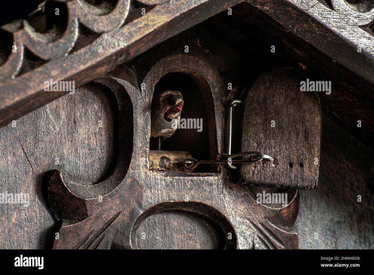 Kuckuck einer antiken Uhr Banque D'Images