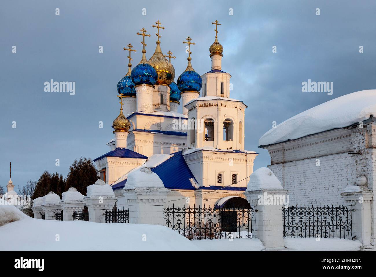 Temple de l'icône Kazan de la mère de Dieu dans le village de Kiyasovo, région de Moscou. Banque D'Images