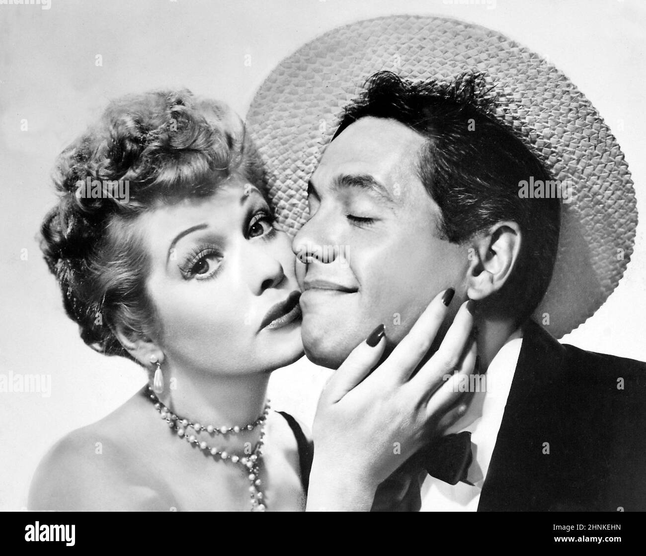 LUCILLE BALL ET DESI ARNAZ DANS I LOVE LUCY (1951). Crédit : CBS-TV / Album Banque D'Images