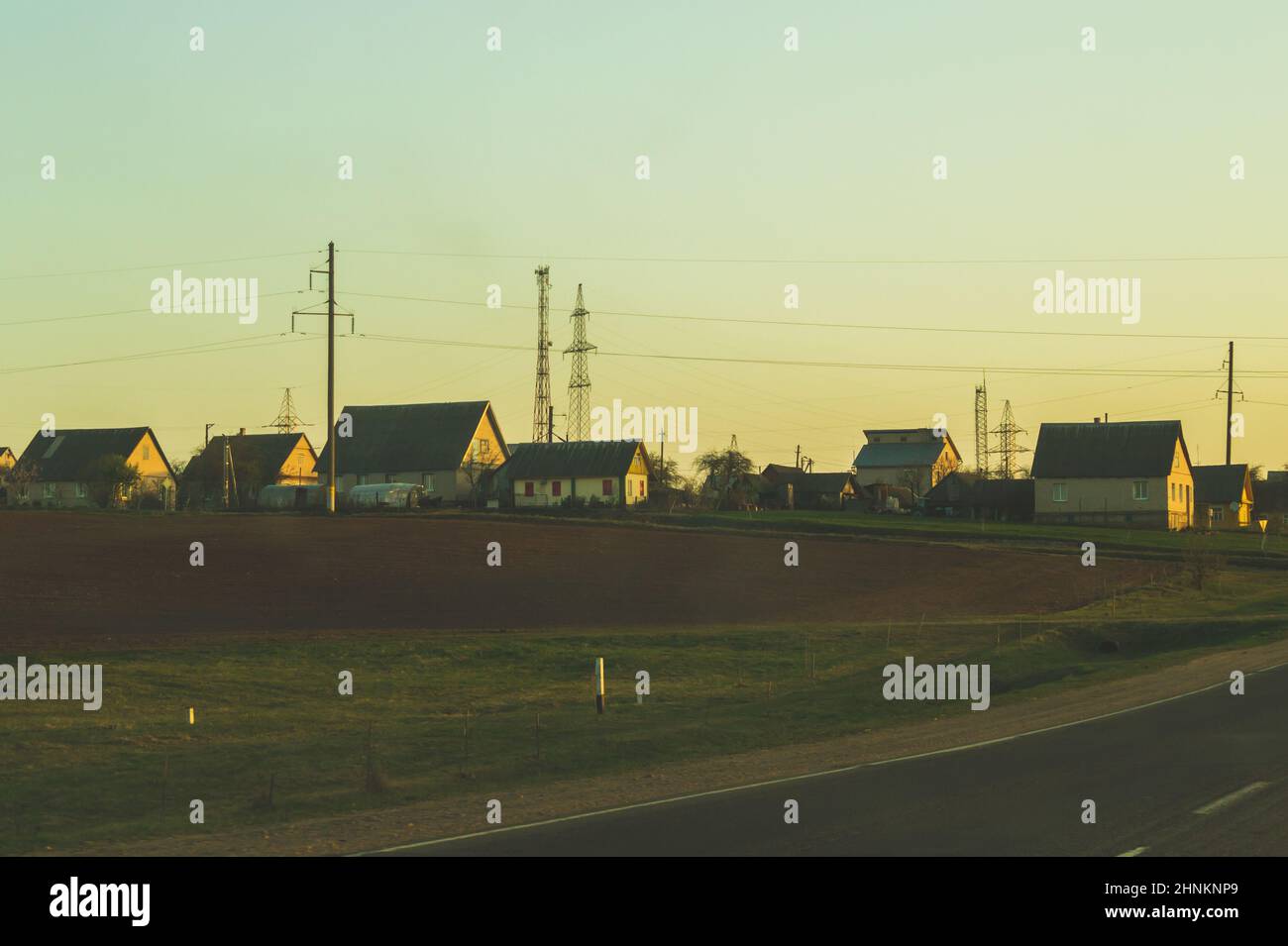 Vue sur la campagne avec maison de village. Maison dans le classé Banque D'Images