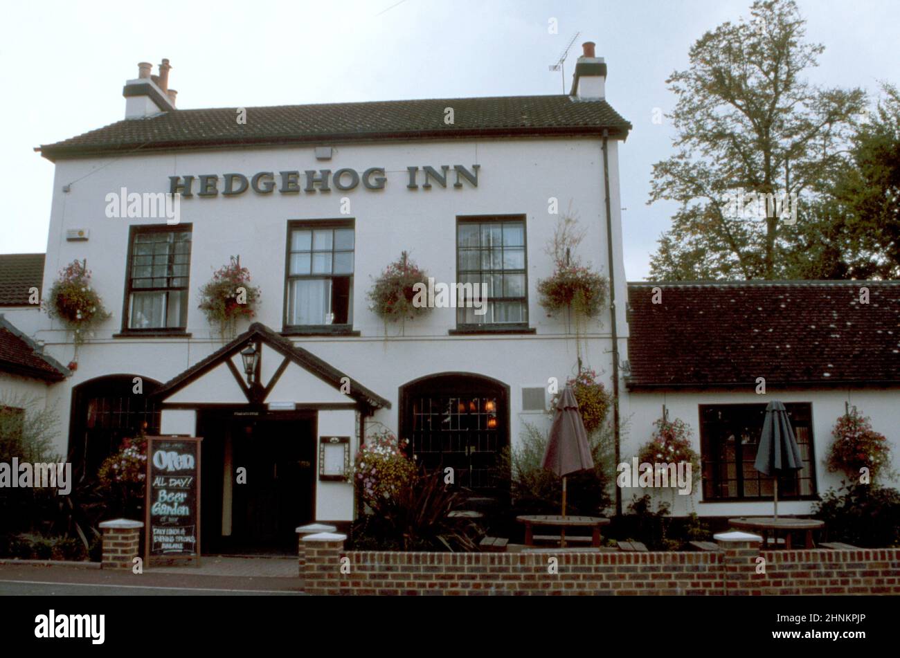 The Hedgehog Inn, Effingham Road, Crawely, West Sussex, anciennement The Effingham Arms Banque D'Images