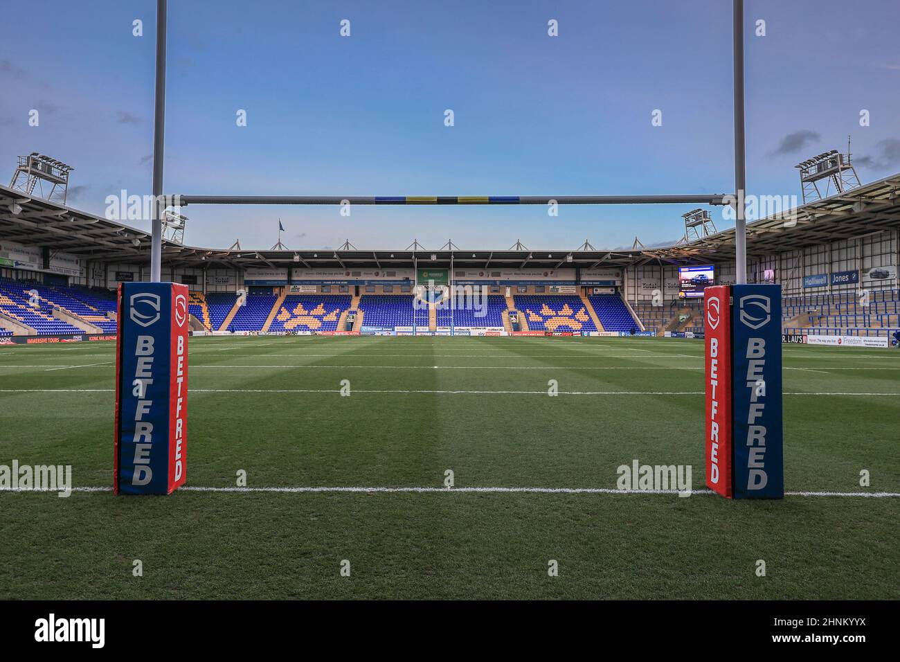 Warrington, Royaume-Uni. 17th févr. 2022. Une vue générale du Halliwell Jones Stadium ahed de ce soir Betfred Super League Round 2 structure Warrington Wolves / Castleford Tigers à Warrington, Royaume-Uni, le 2/17/2022. (Photo de Mark Cosgrove/News Images/Sipa USA) crédit: SIPA USA/Alay Live News Banque D'Images