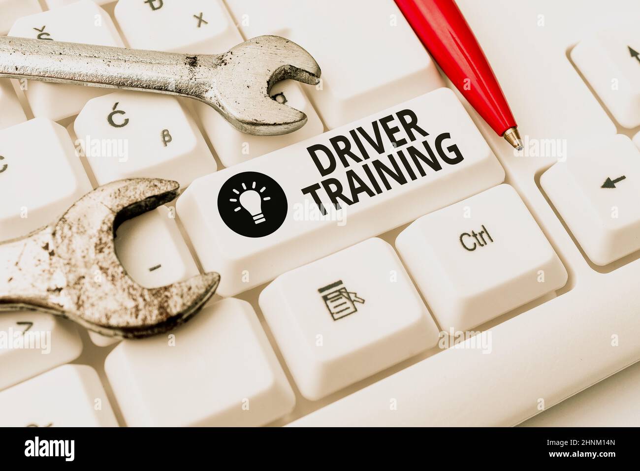 Légende de texte présentant la formation des conducteurs, Business concept prépare un nouveau pilote pour obtenir une licence de pilote s is navigation Internet et recherche en ligne Banque D'Images