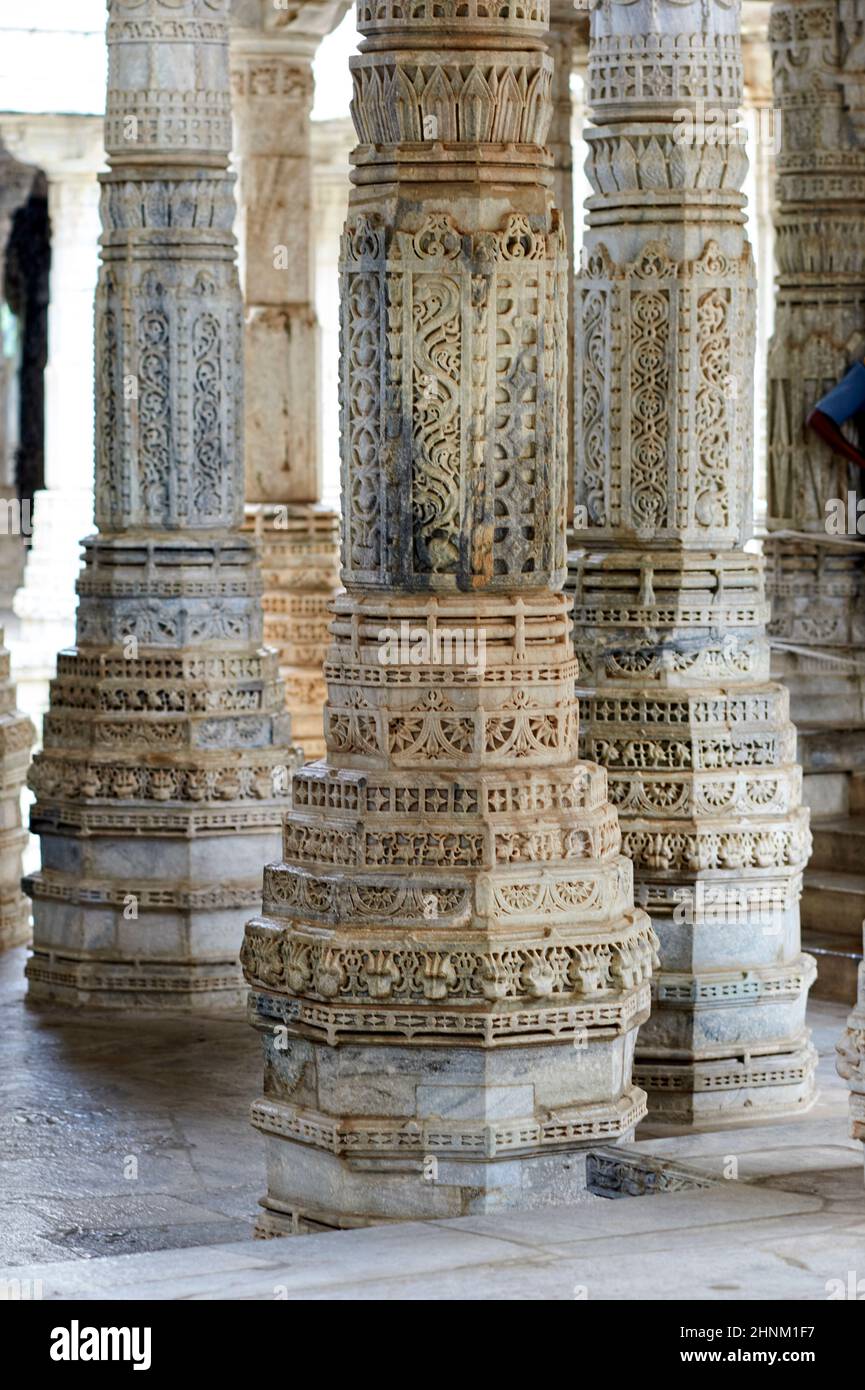 Inde Rajasthan. Jain Old temples à Ranakpur Banque D'Images