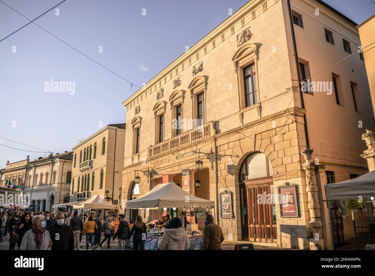 Piazza giuseppe garibaldi rovigo Banque de photographies et d’images à